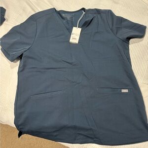 NEW with tags!! Dark harbor scrubs - top xxl and bottom xl